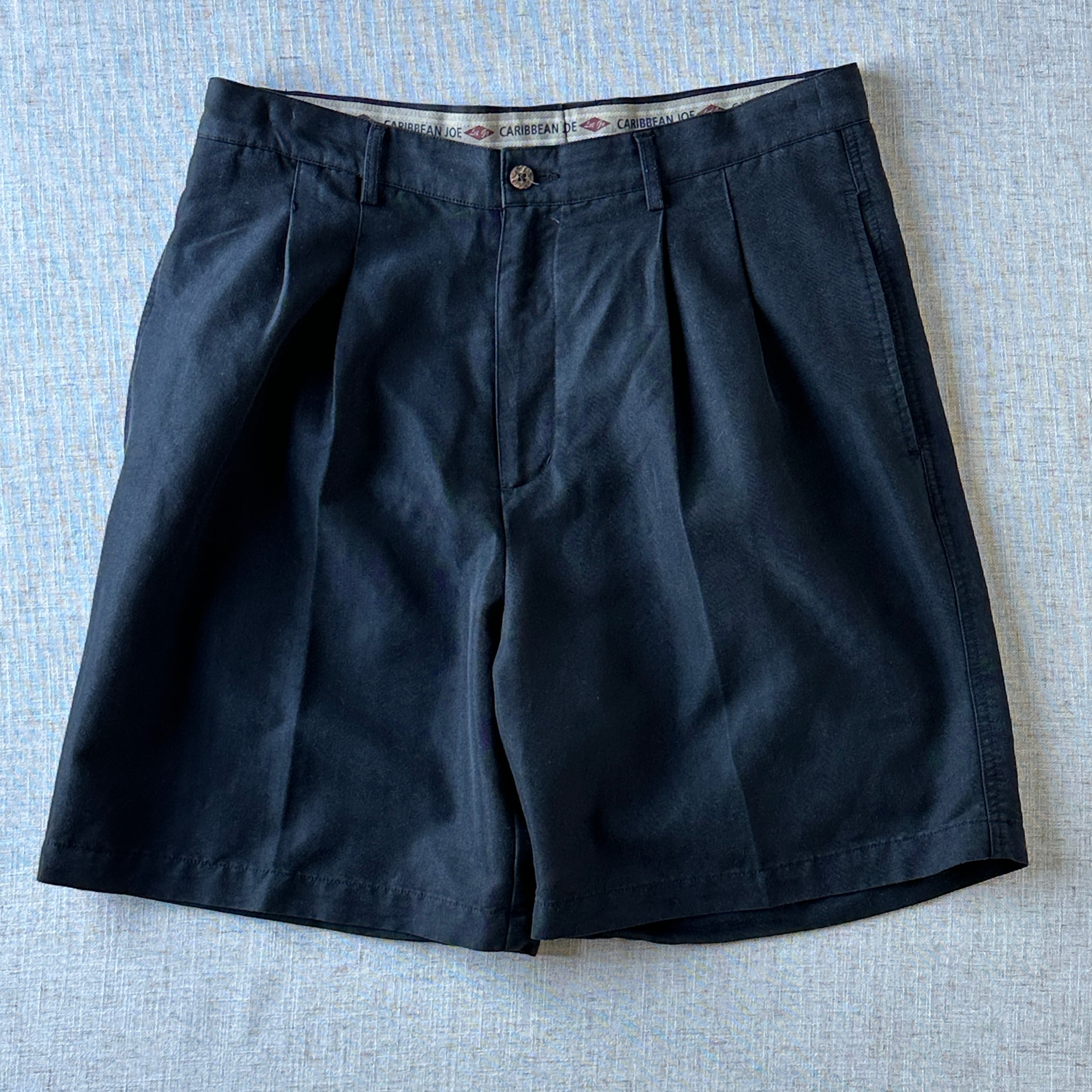 00's Caribbean Joe 2Tuck Black Shorts W33