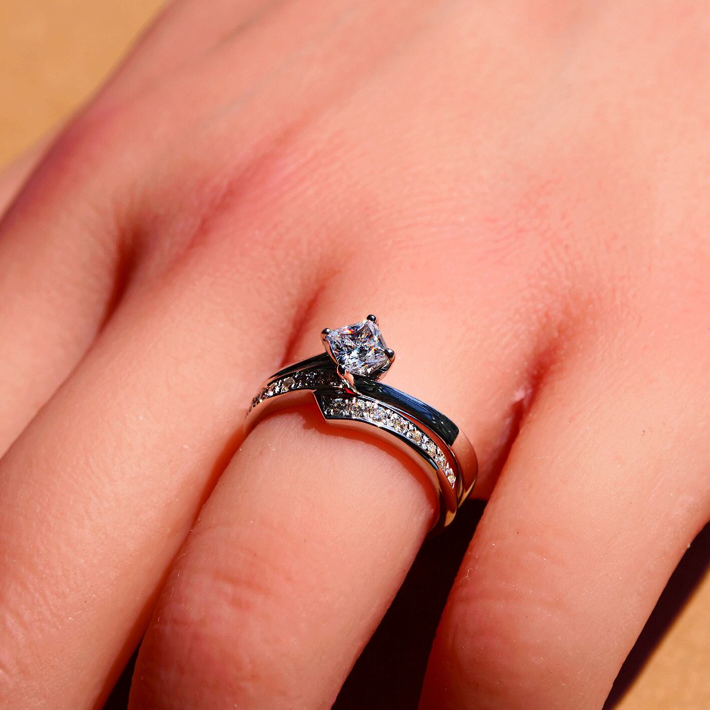 【プラチナ結婚指輪 ゴールド結婚指輪 マリッジリング】K18 Pt950 天然ダイヤモンド 結婚指輪  マリッジリング ペアリング シリーズ010LB