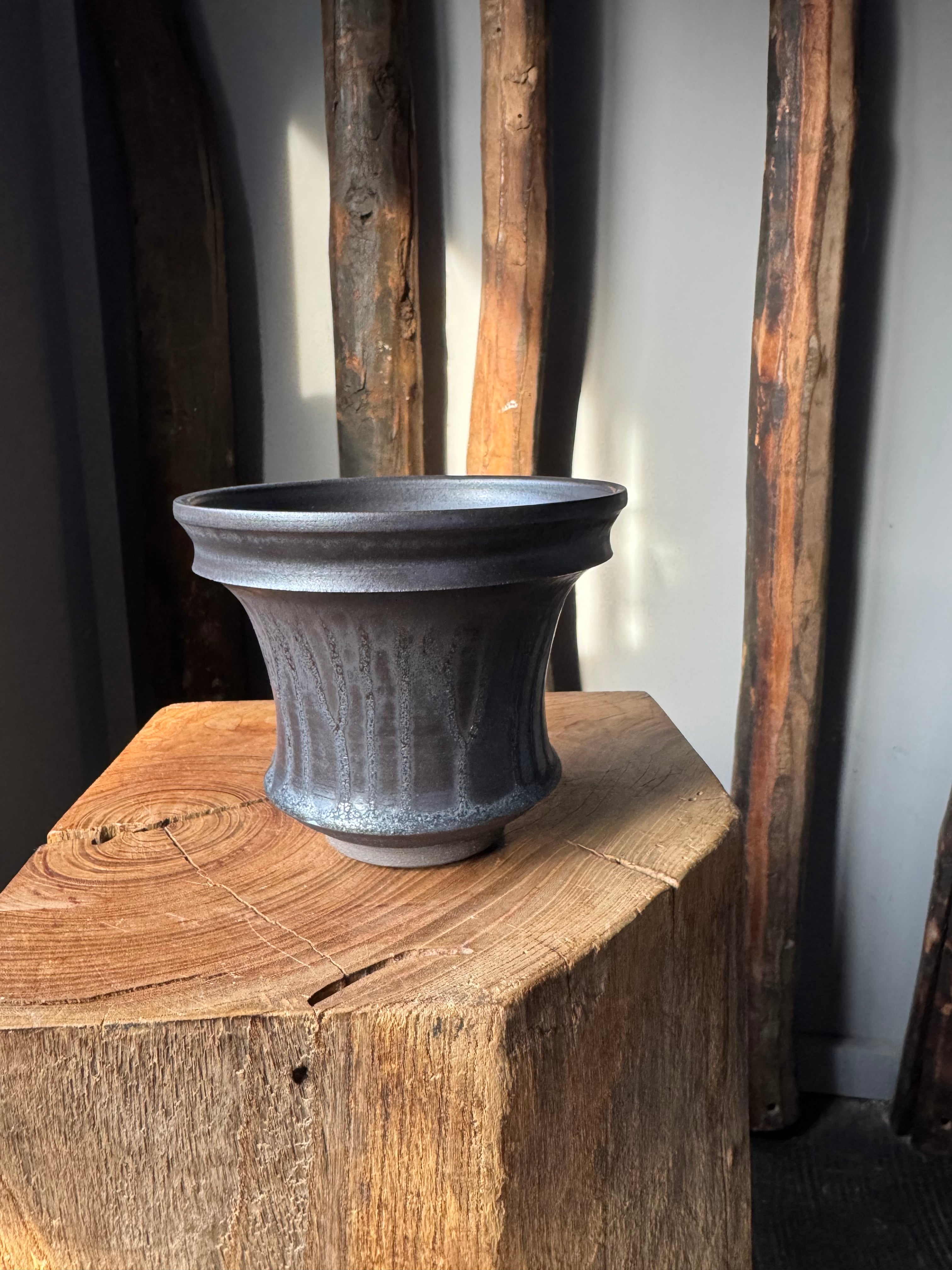 青坊主　作家鉢　陶器鉢　植木鉢 新着】deracinefactory 閑野淳氏 8【高さ10cm 横幅12m】最高の陶器鉢