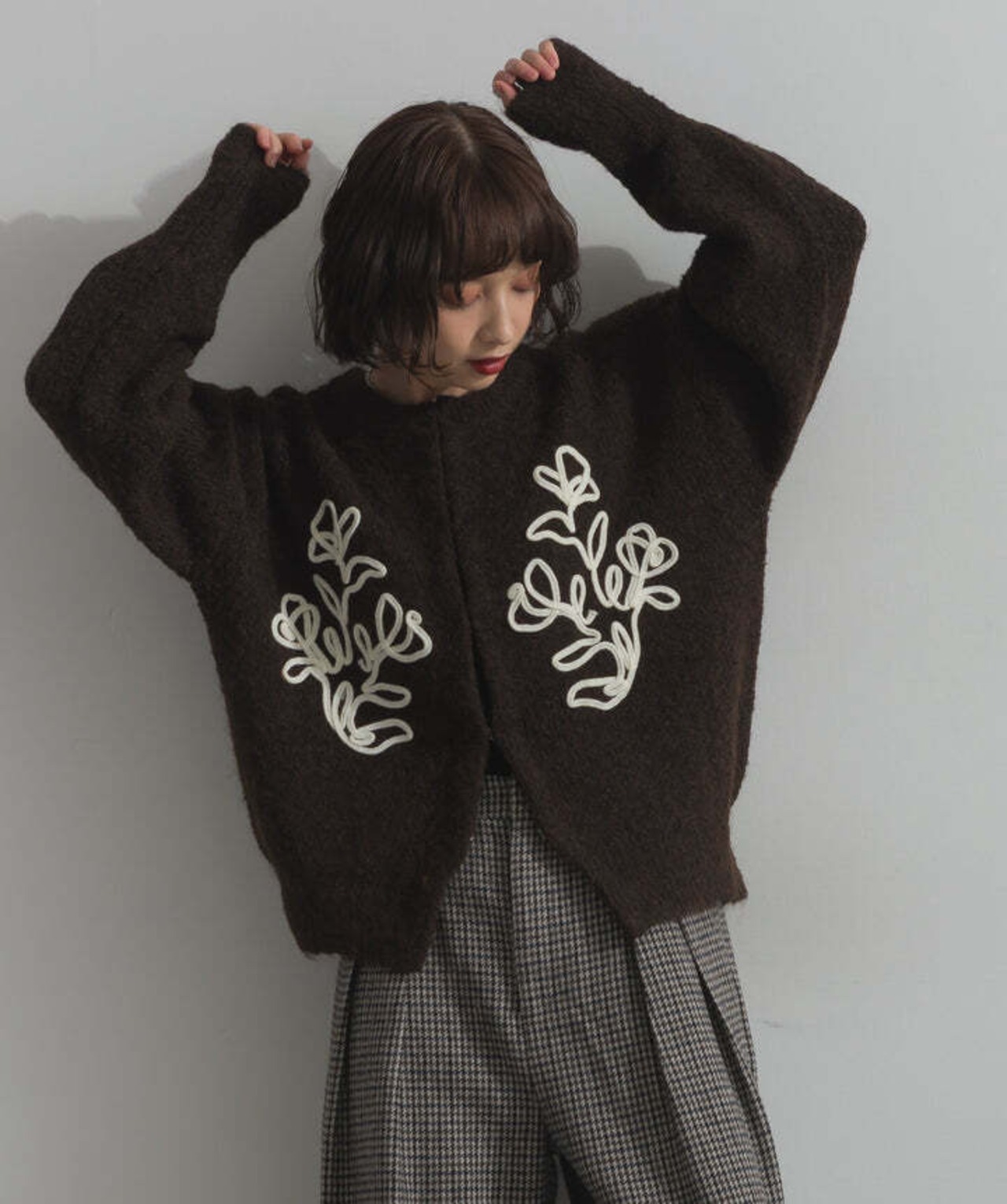 HD255009 テープ刺繍ニットカーディガン black