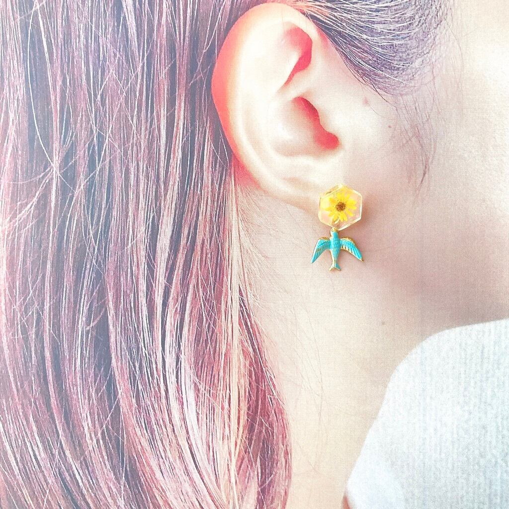 vintage   blue bird  （ daisy ）  ピアス/イヤリング