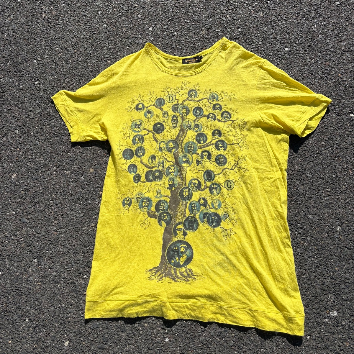 Desiel Tree DIESEL Tree face Graphic T-Shirt | OG company