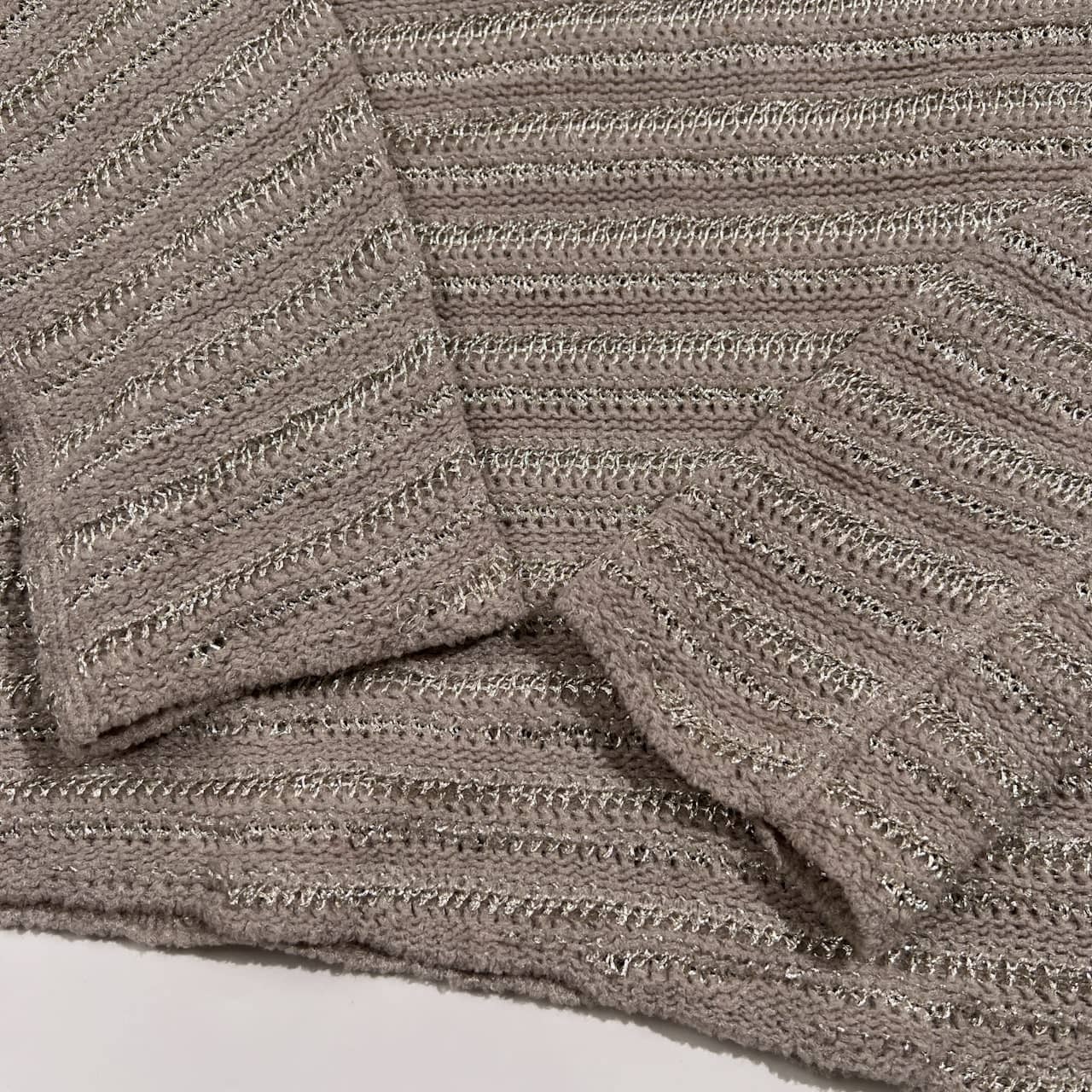 GIORGIO ARMANI ジョルジオアルマーニ ラメ ボーダー ニットセーター 斜めデザイン サイズ 44 /ジョルジオアルマーニジャパン