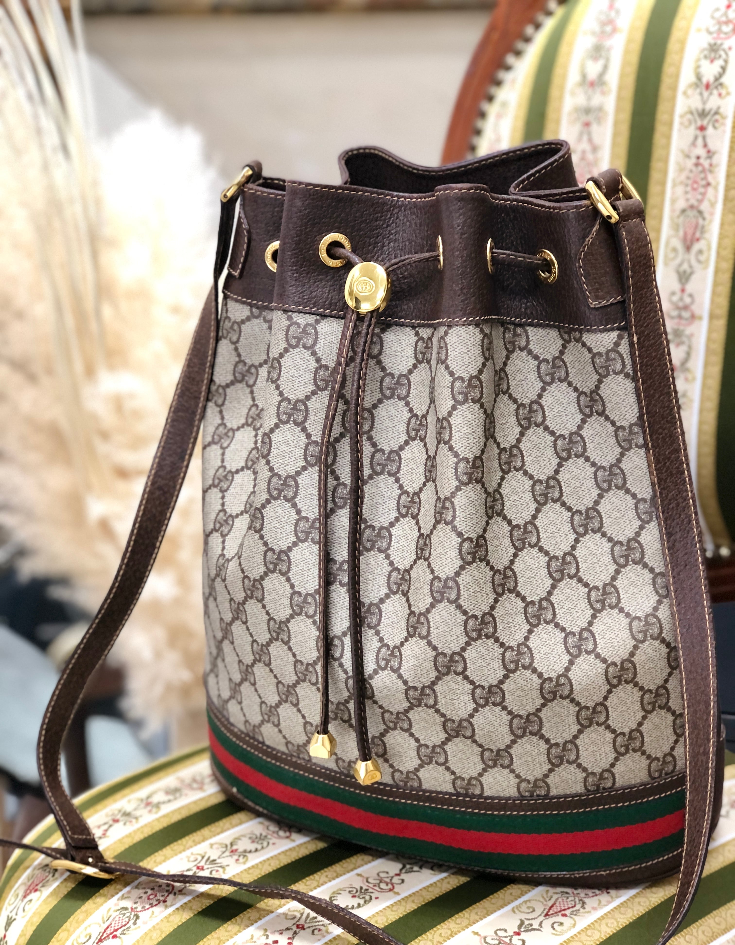 GUCCI グッチ シェリーライン チャーム GGプラス 巾着 ショルダー ...