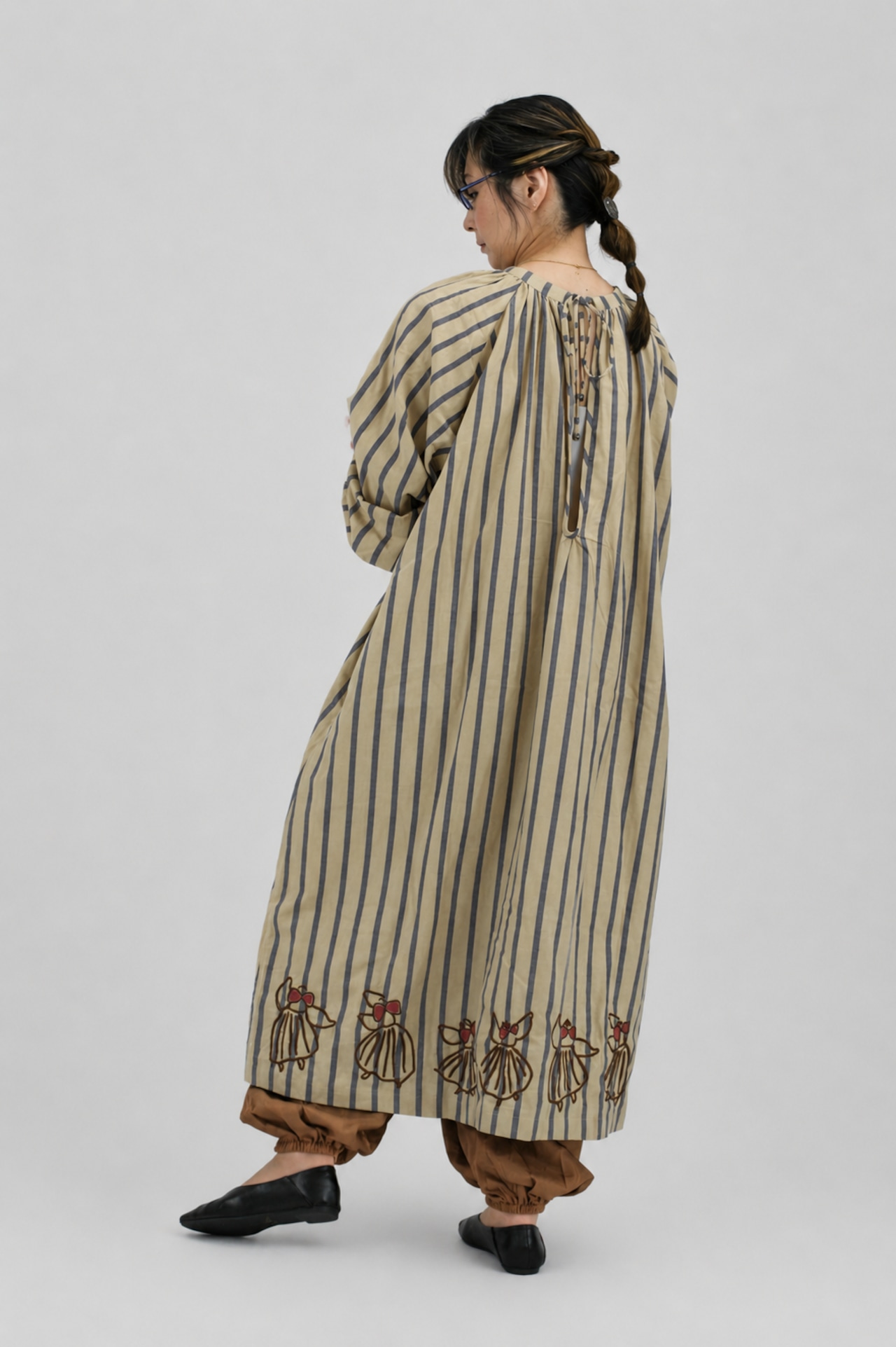 ブノン　BUNON コットンシルク　ブラウス　ワンピース BUNON(ブノン) Hand Print & Dance Embroidery Back Ribbon Dress