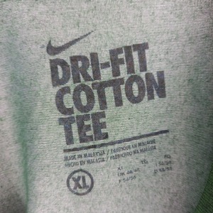 ナイキ　クルーネック　グラフィックTシャツ　NFL　ビッグプリント　緑