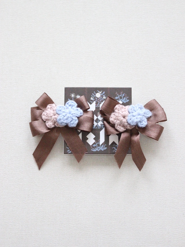 iver and isla  ribbon crochet hair clips. silt