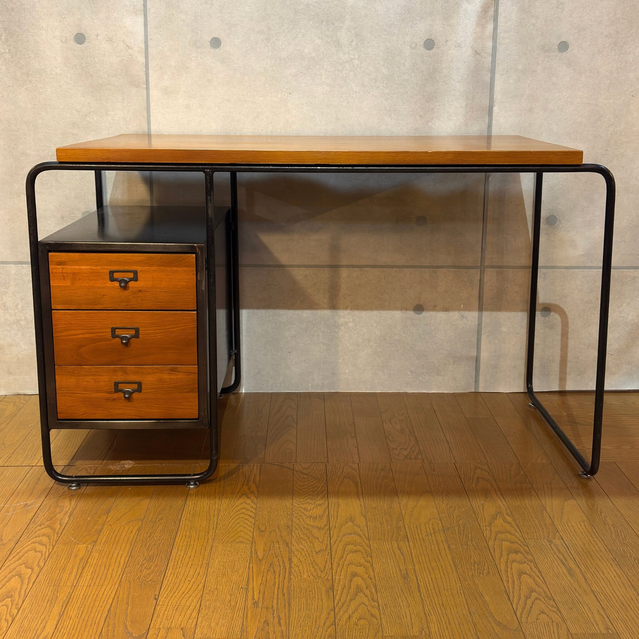USED】ACME Furniture アクメファニチャー BELLS FACTORY DESK W120
