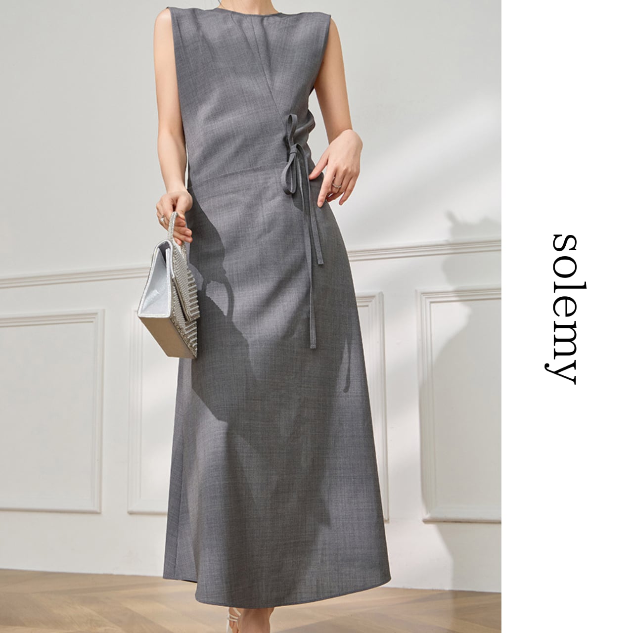 Grey sleeveless dress S1438