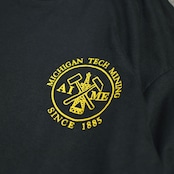 92's husky print long sleeve college tee