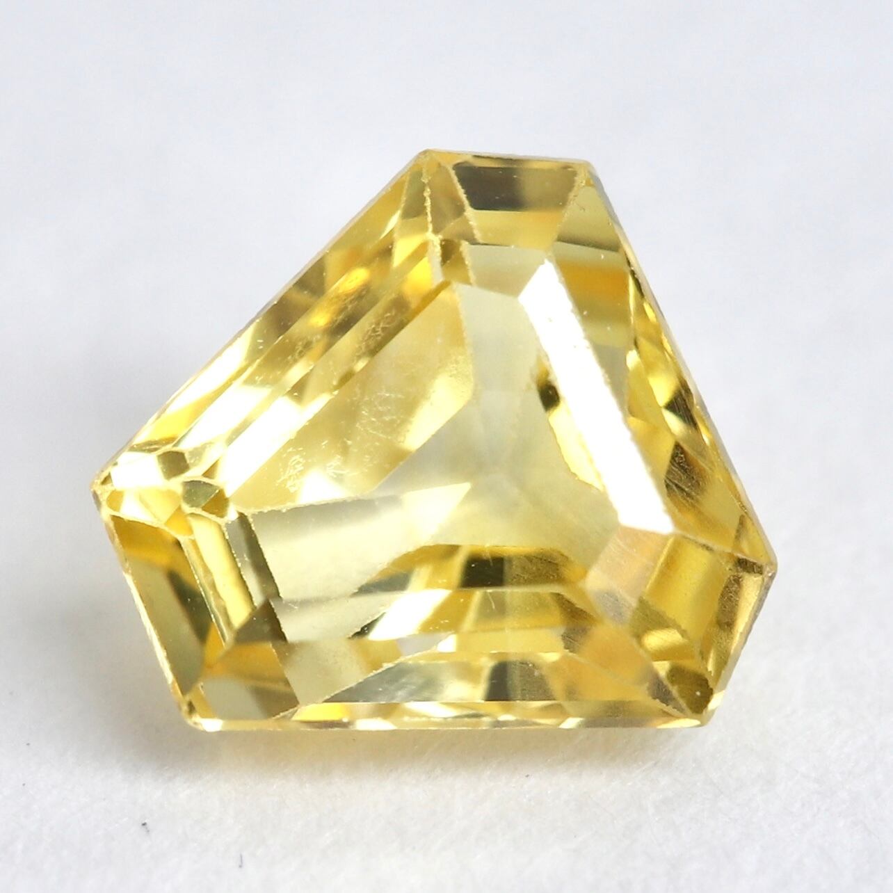 397)ソ付イエローサファイアルース0.421ct 397)ソ付イエローサファイアルース0.421ct