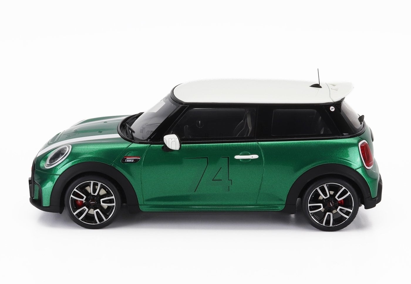 ミニカー 1/18 ミニクーパー F56 OTTO-MOBILE 1/18 MINI COOPER F56