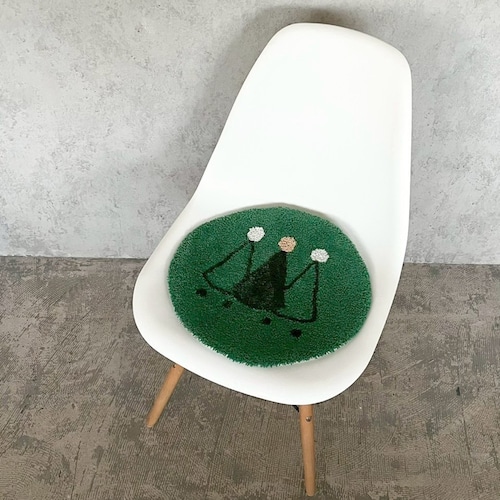 〈初売〉12月／にこり おどる（チェアラグ）