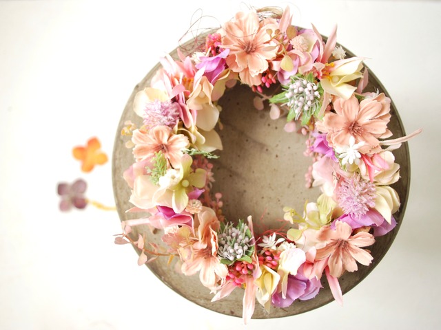 every month Wreath：ふんわり優しいベビーピンクのリース/ 紫陽花とデイジー