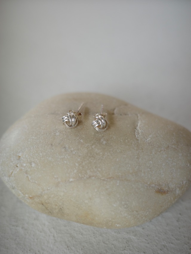 <vintage silver925>petit knot pierce
