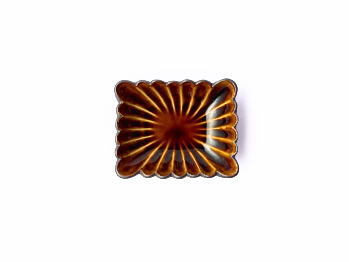 ARITAYAKI STOREオリジナル＊ 有田焼 福泉窯 飴釉 菊割長角小皿 Type