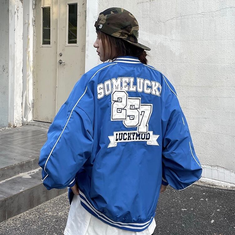 トップス ユニセックスアルファベット野球ユニフォームメンズとレディースのルーズジャケット j Yochico 独自のストリートトレンドを定義づけましょう