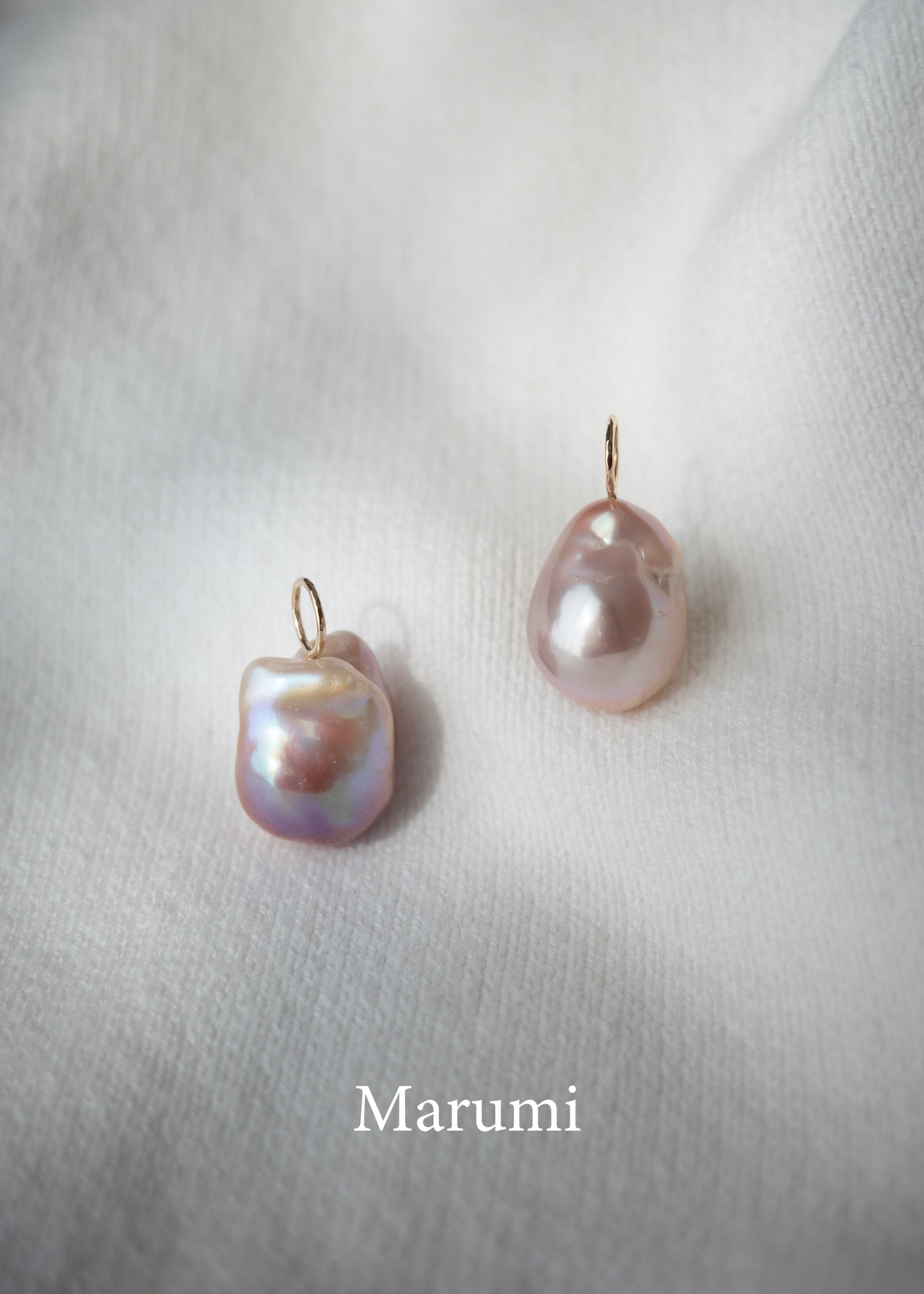 Charm - Oyster Baroque Pearl : Color