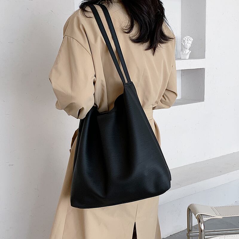 学生用clバッグ女性2020新しい流行のファッション大容量ショルダーバッグネットレッドシンプルなポータブルトートバッグ Tiancai_Wing_Bag37300701870