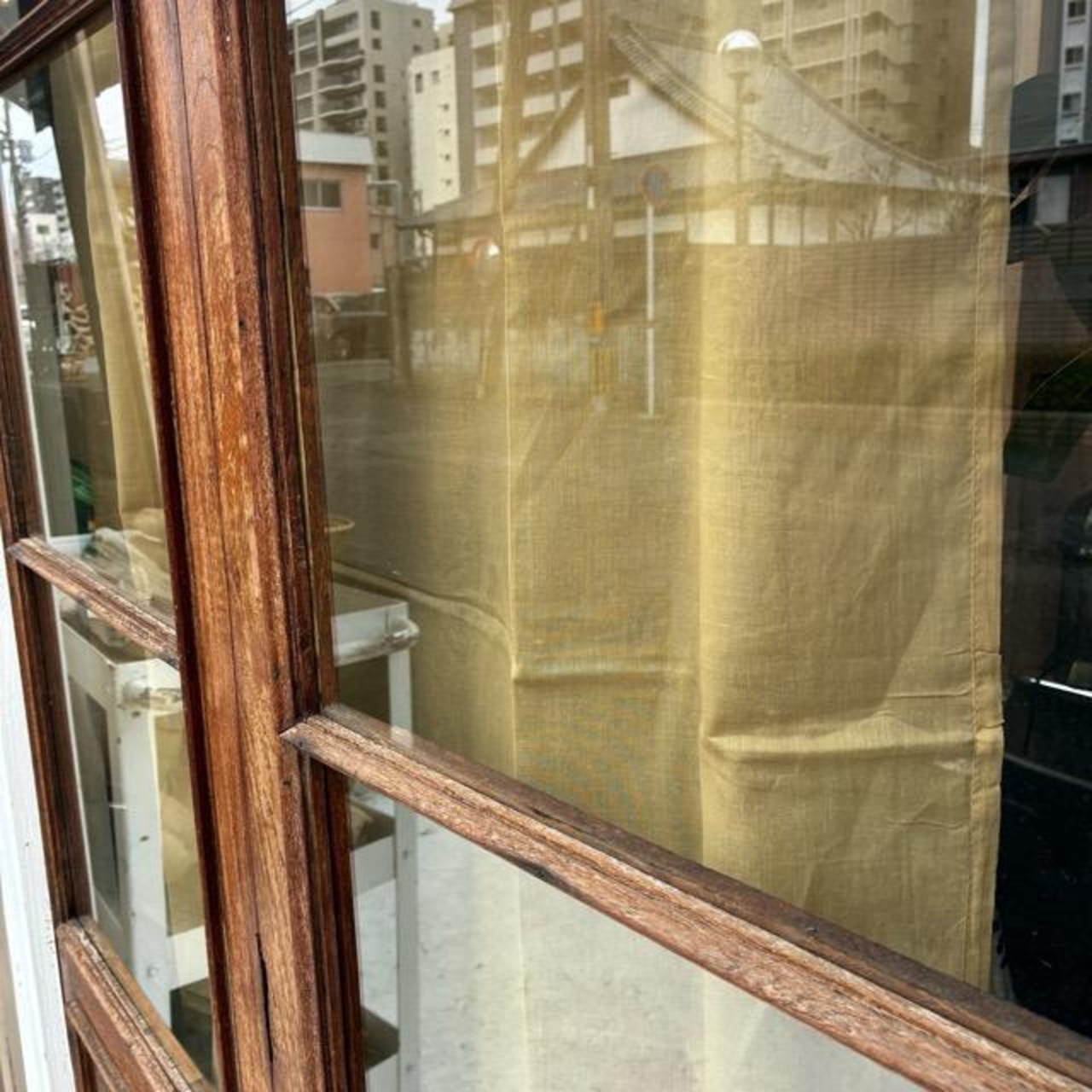 India Cotton voile double curt ains Mustard100×130cm　　イン ド　コットンボイルダブルカーテ ン　マスタード　腰高窓カーテン 　レースカーテン　イエロー