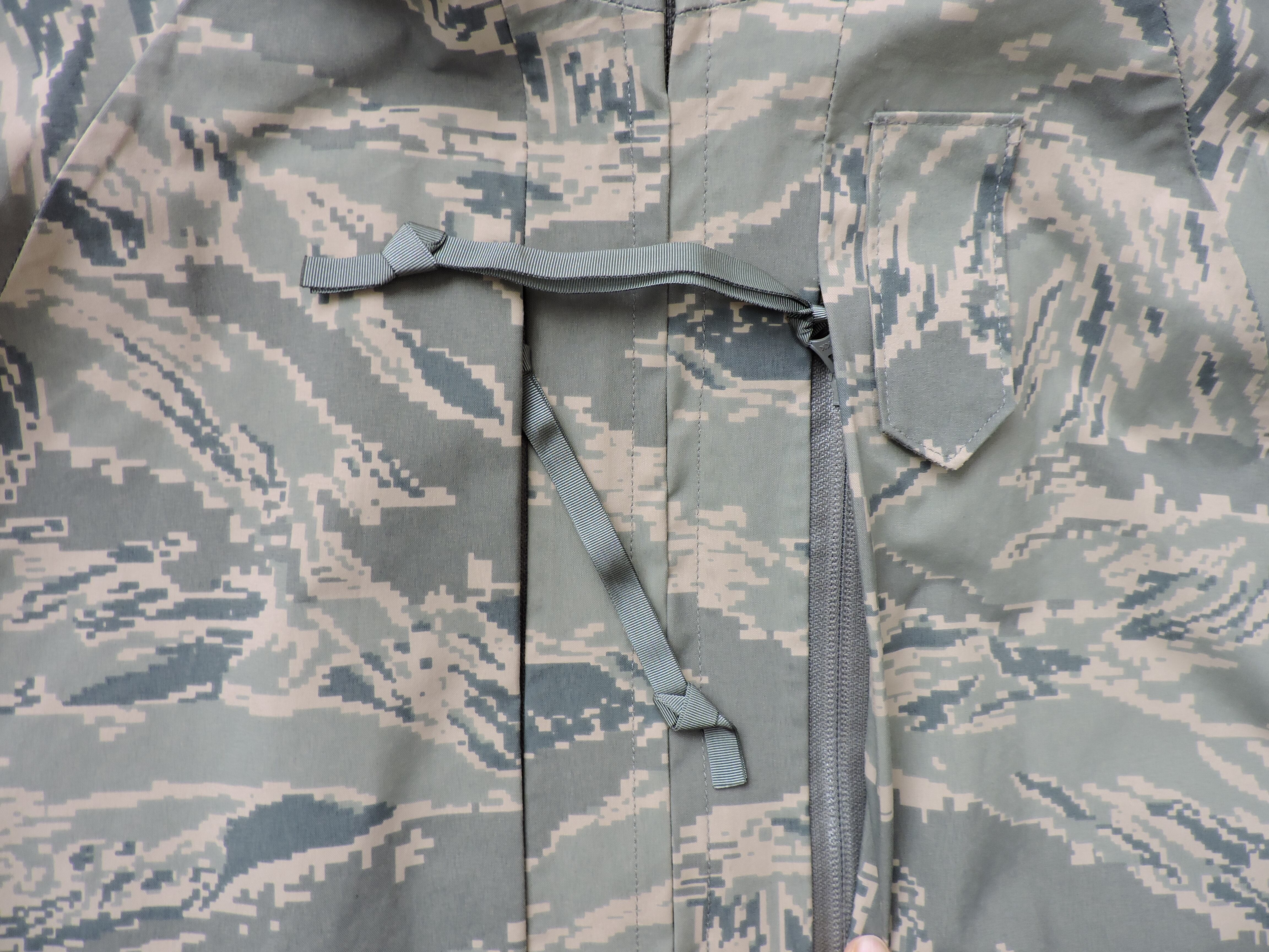 USAF APEC Parka ABU GORE-TEX tiger stripe camouflage SAMPLEmodel