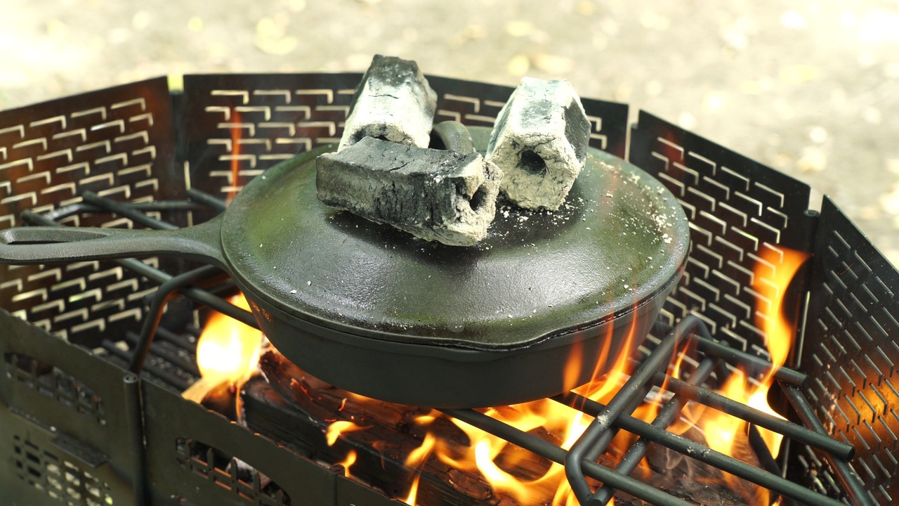 ロダン焚火台対応　炭床“ブラックエール”／ミカヅキロストル＆スタンド“Cour ＆ aid”　セット