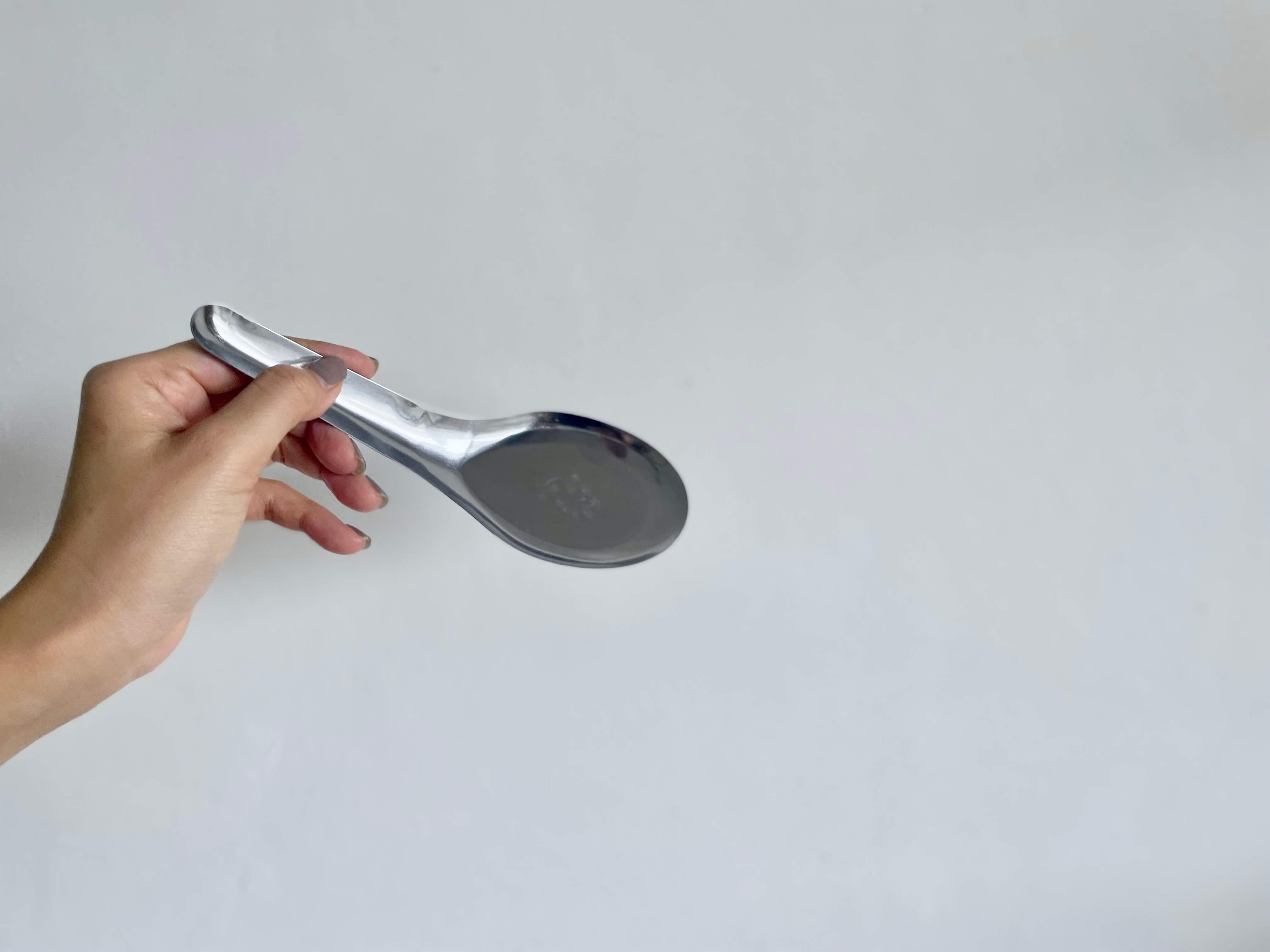 大きなアルミのレンゲ