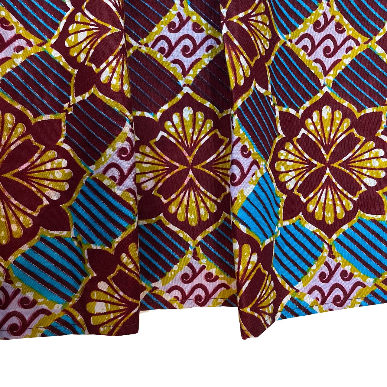 2wayボウタイブラウス 幾何学 ブラウン （ガーナ産上質ファブリック・日本縫製）｜ アフリカンファブリック アフリカンプリント アフリカンバティック  アフリカ布 パーニュ キテンゲ