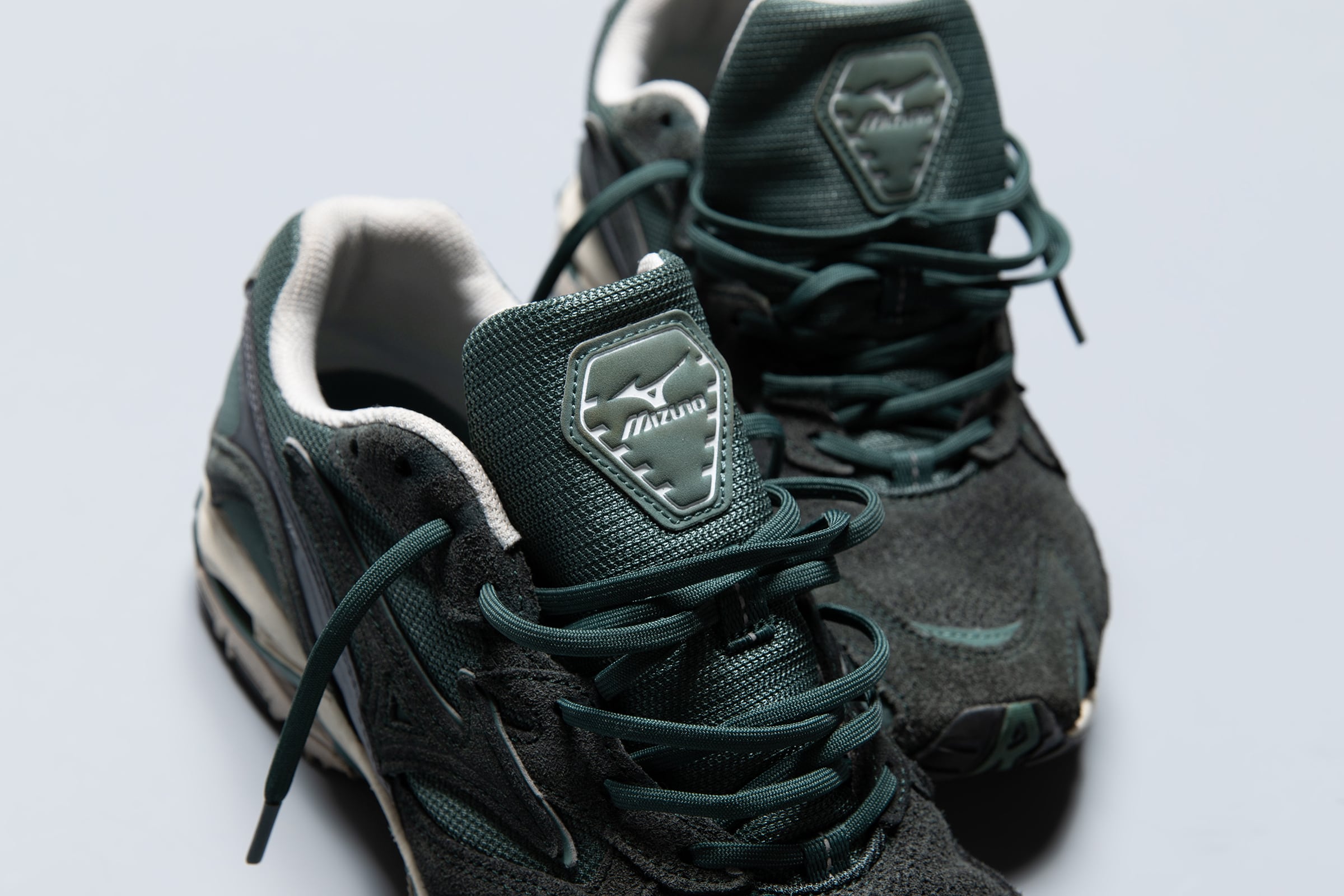 MIZUNO WAVE RIDER 10 | PLAYGROUND | スニーカーショップ