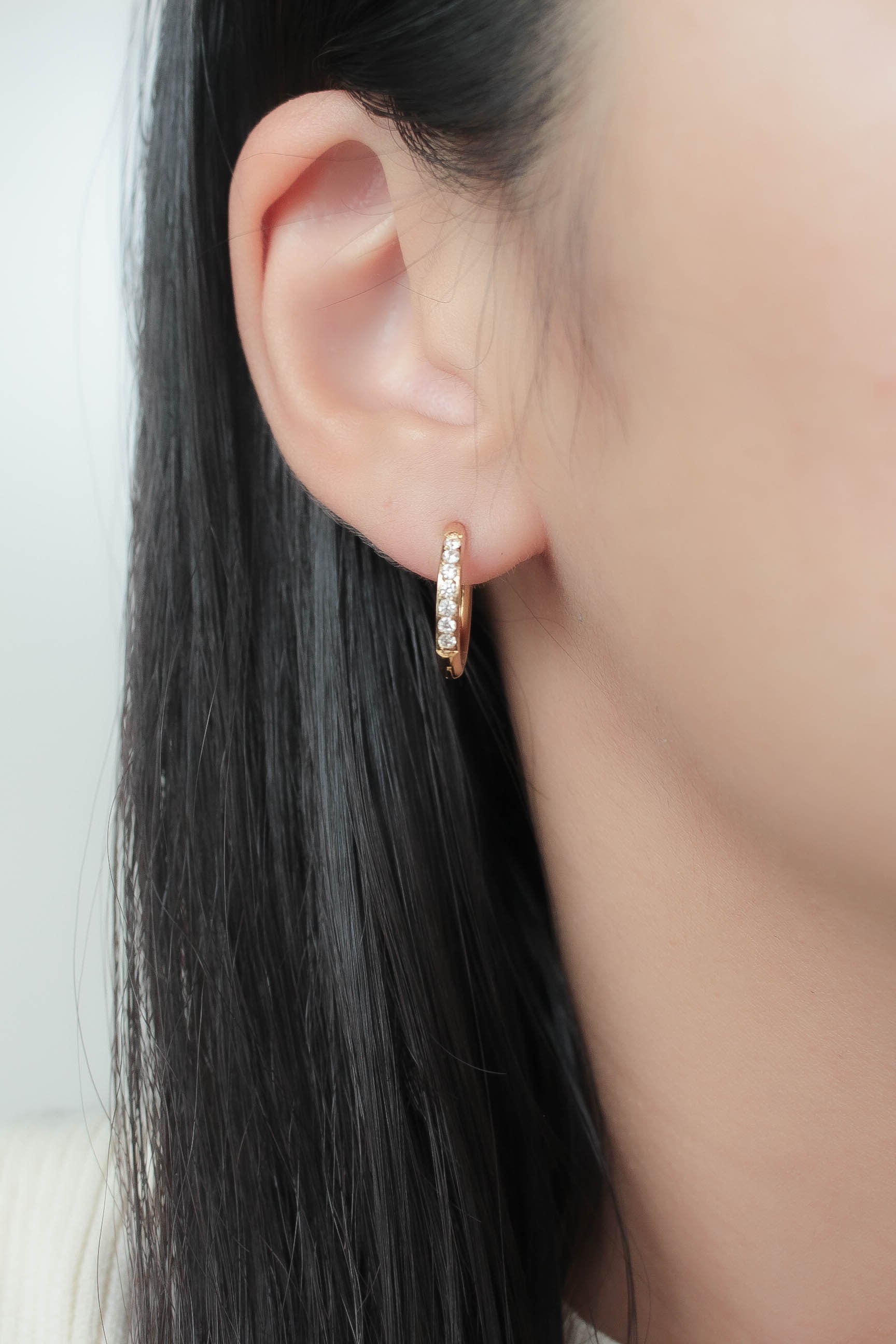 Zirconia Line Pierce | ebine(エビネ)|金属アレルギー対応アクセサリー