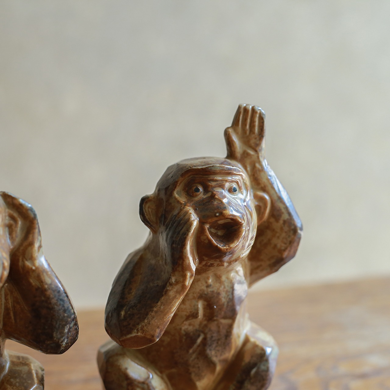 【ご成約品】ひょうきんな顔をした、見る聞く言うサル 1