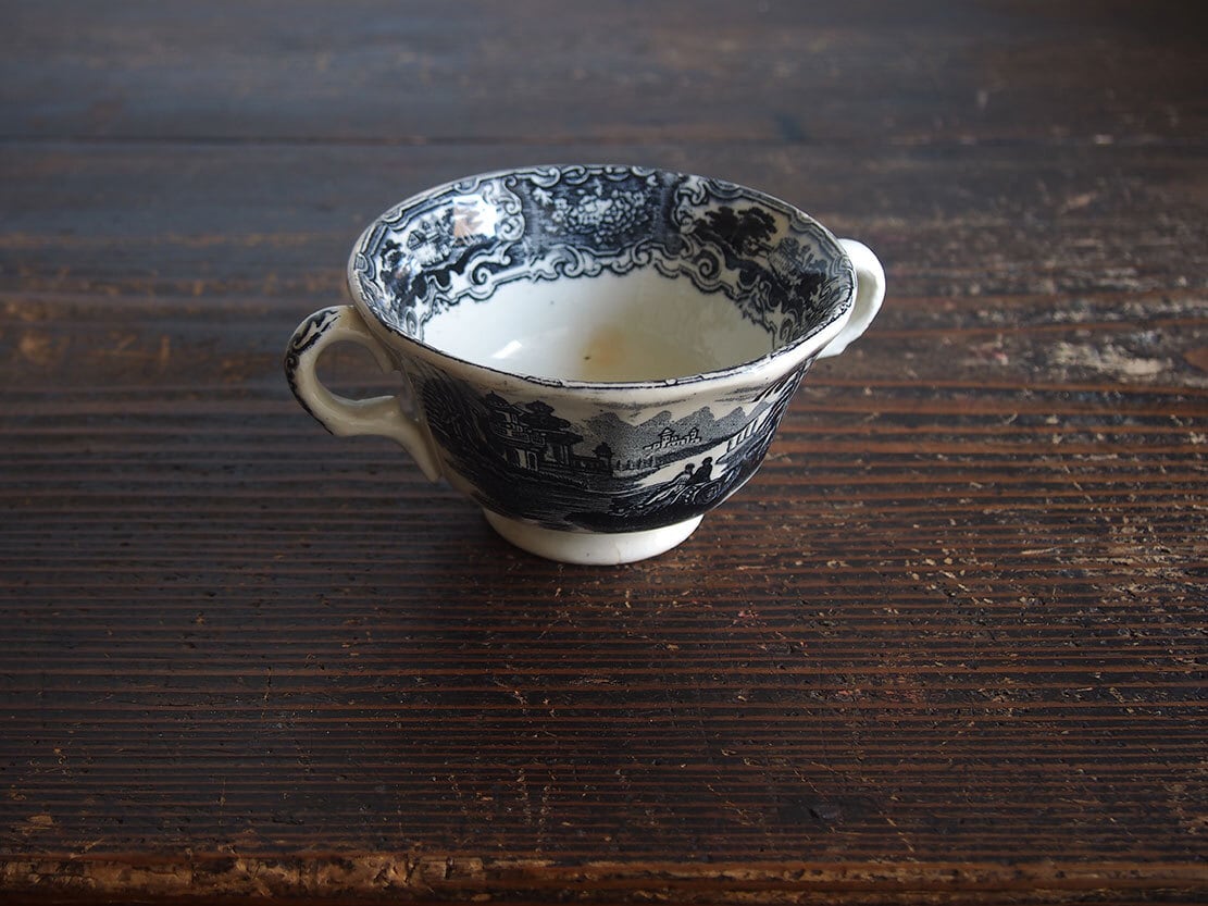 白いブリュロカップ 陶器 19世紀 ビストロ 厚底カップ コーヒーカップ