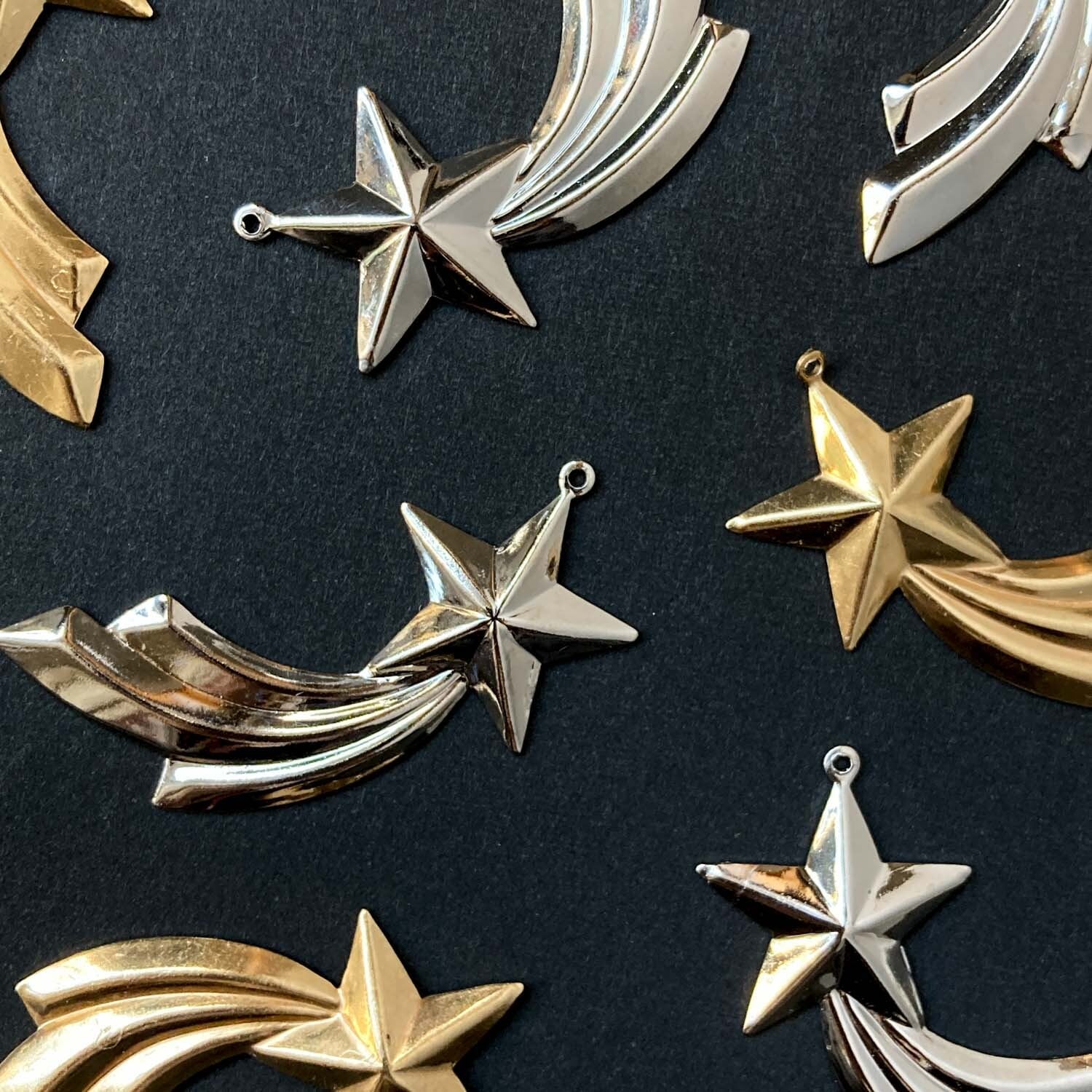 再入荷〉USA真鍮 大ぶり流れ星チャーム | Dua-アクセサリーパーツショップ