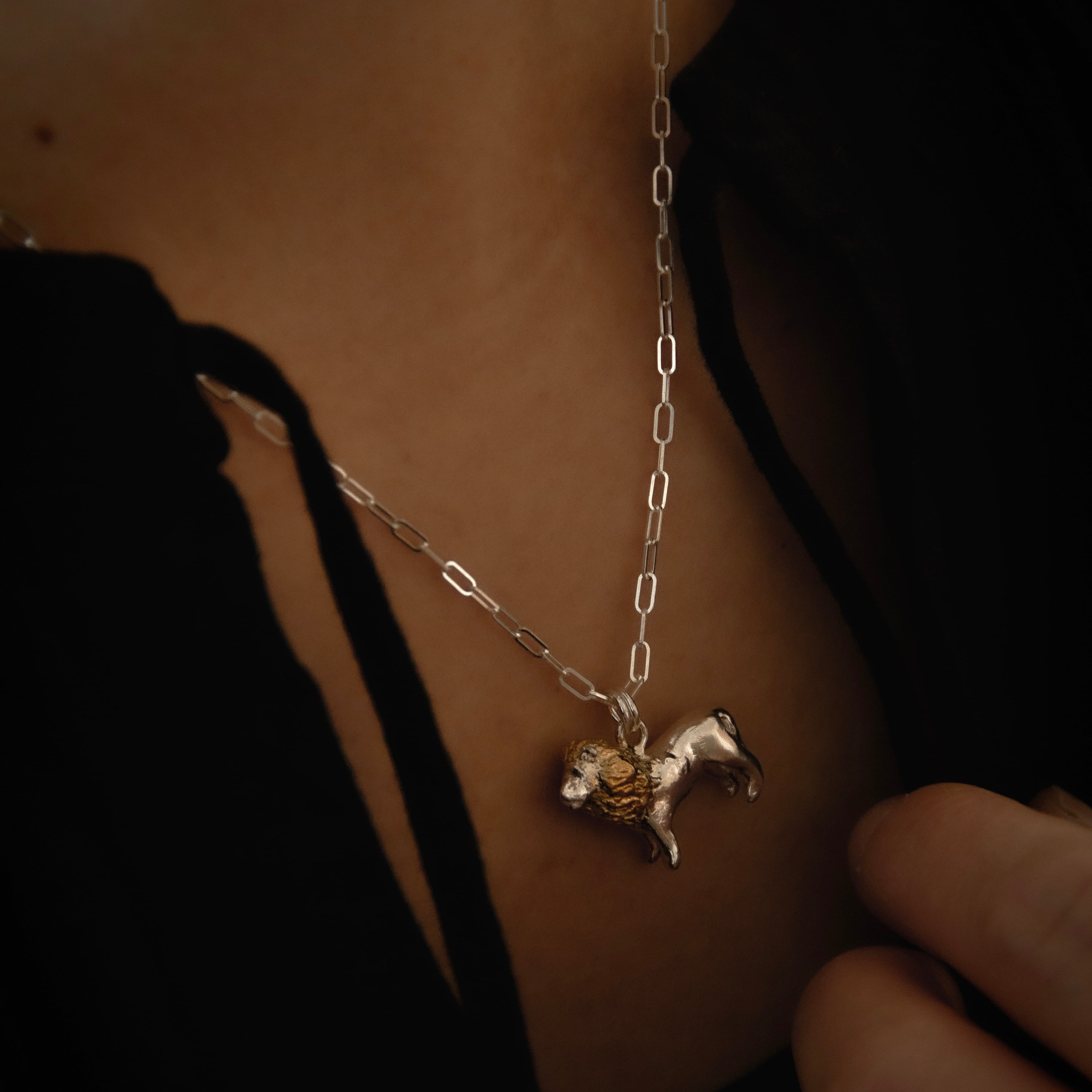 ライオン・ネックレス