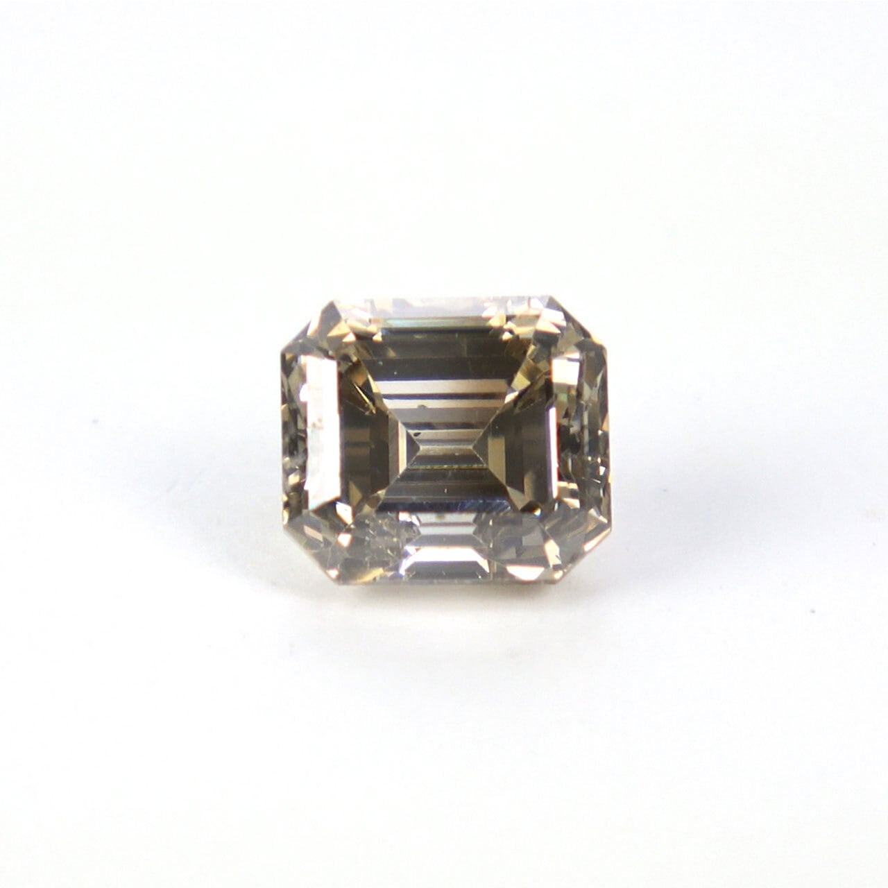 ブラウンダイヤモンド（エメラルドカット）0.626ct | atelier-N2