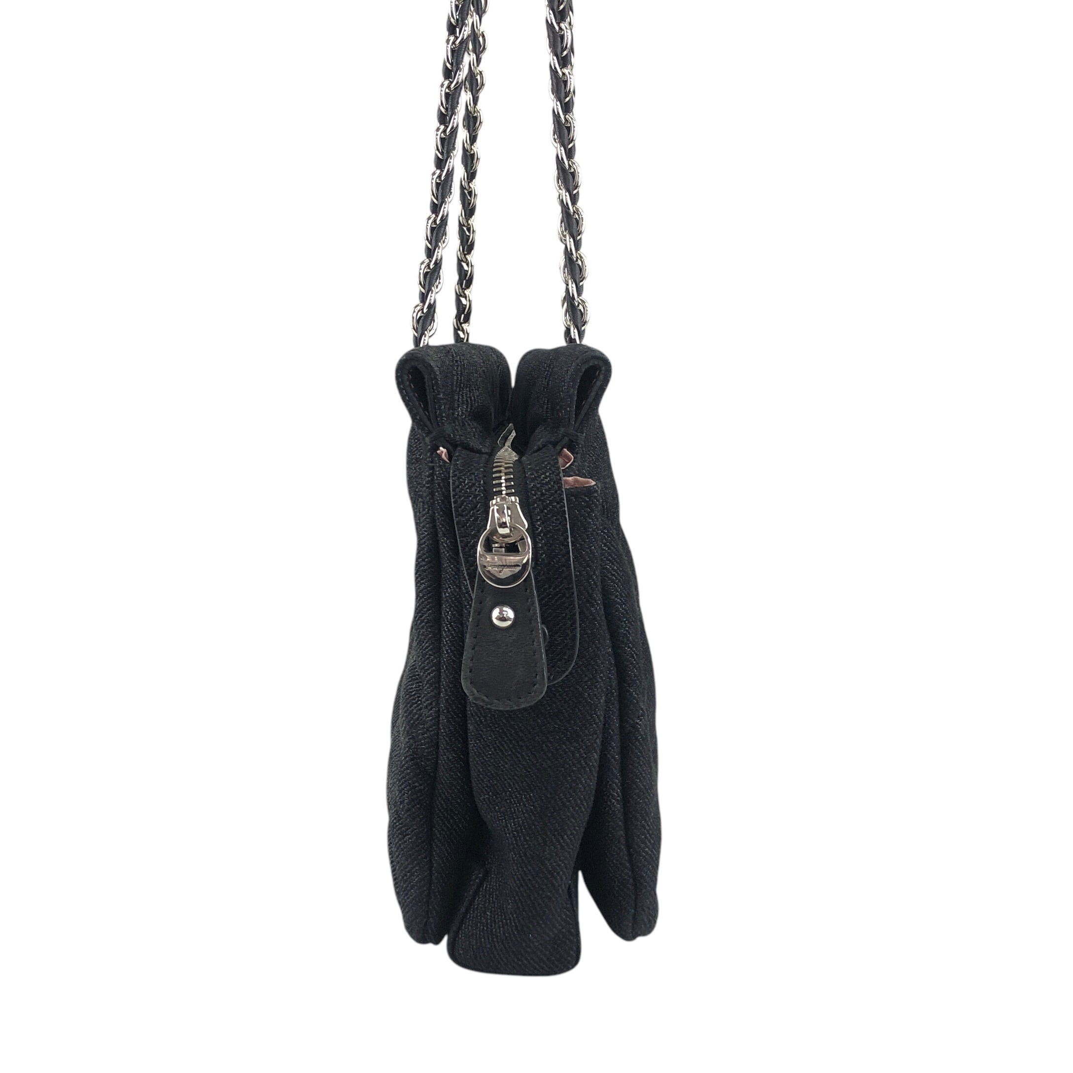 ✨美品✨ サルヴァトーレ　フェラガモ　チェーン　ショルダーバッグ　キルティング 期間限定価格 サルヴァトーレフェラガモ キルティングレザー黒チェーン