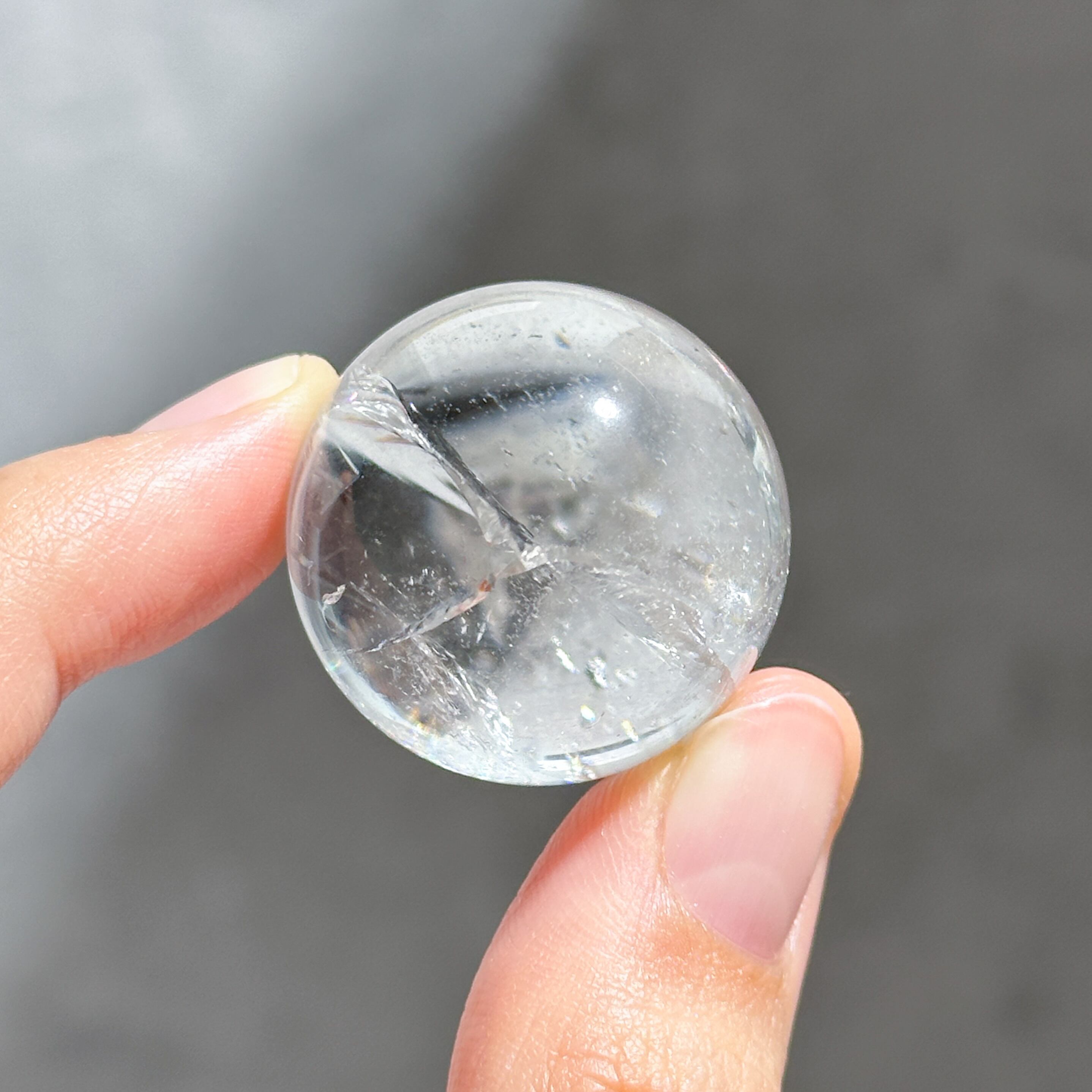 虹◎クリア(クラック)クォーツ スフィア24◇ Clear quartz ◇ 天然石