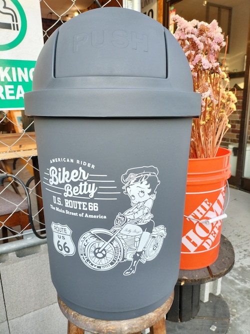 35Lアメリカンダストビン/ゴミ箱◆ベティ/betty◆アメキャラ　インテリア　オブジェ