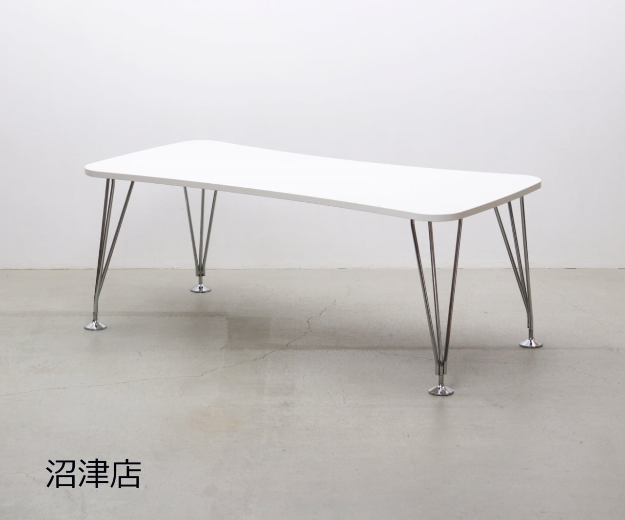 沼津店】Kartell カルテル マックス キャスター ダイニングテーブル