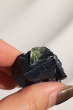 ペリドット「光の芽吹き」Peridot|天然石 原石 鉱物 パワーストーン | PD-A-001