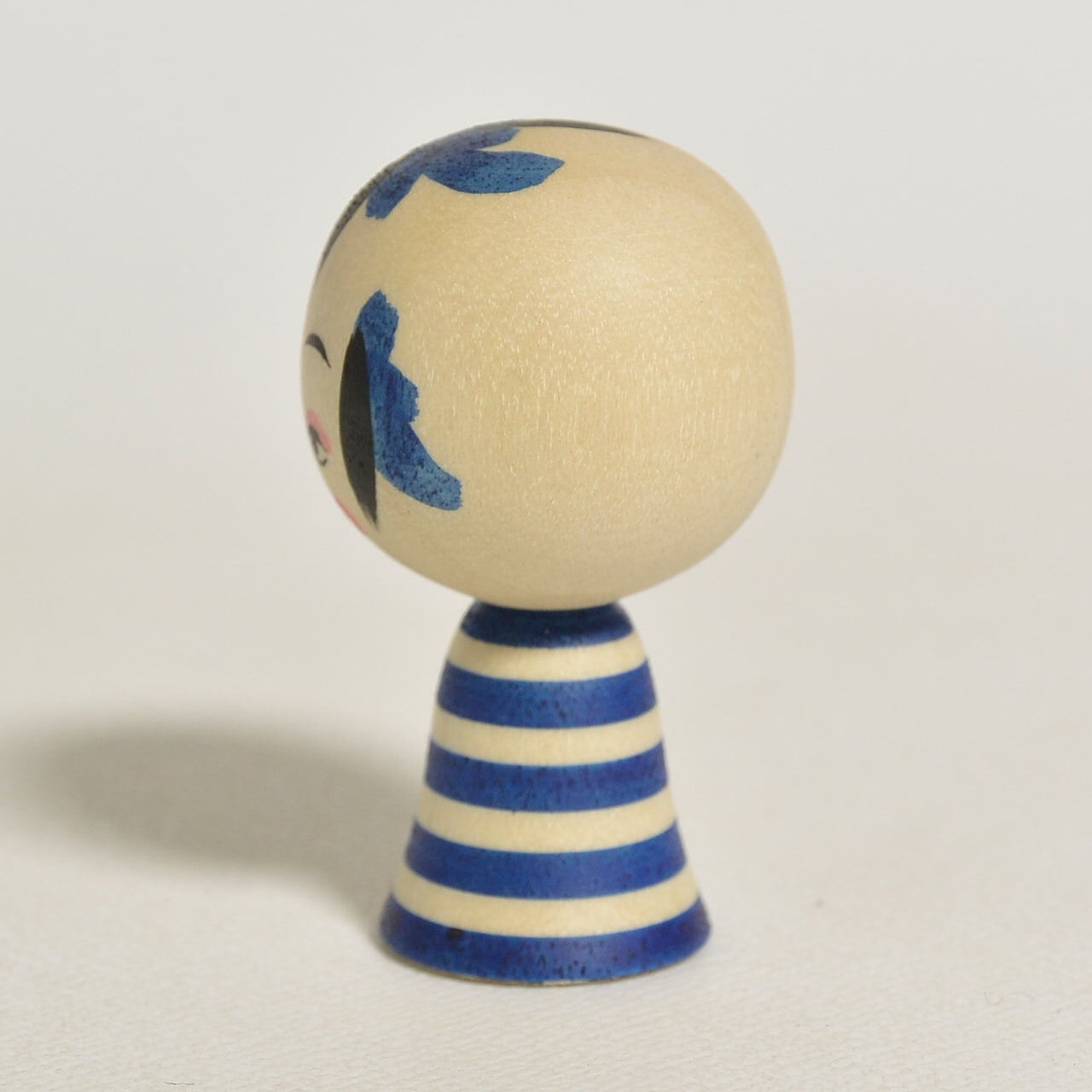 青の小寸こけし（ミニこけし） 約1.5寸 約4.5cm 鈴木明 工人（作並系
