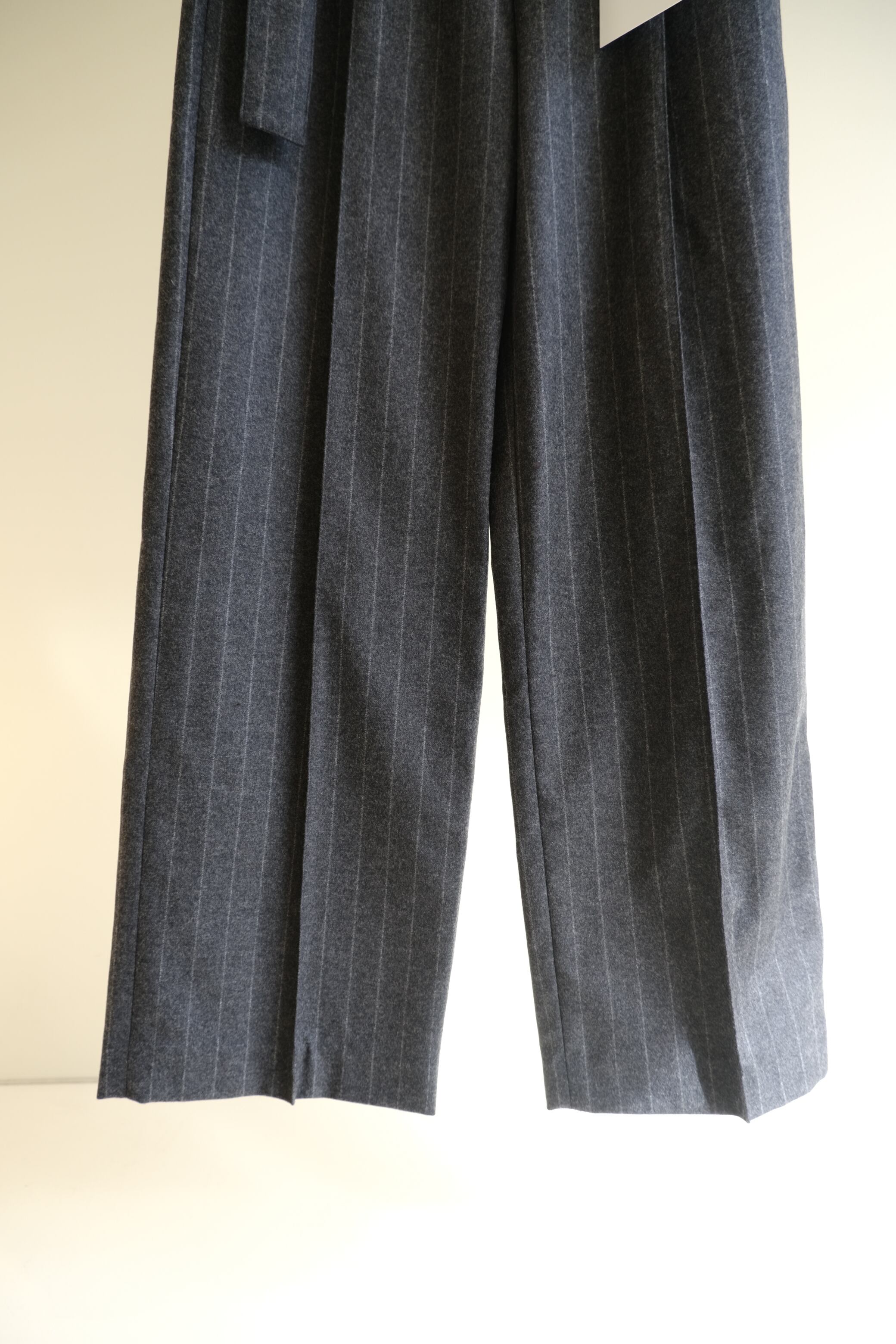KAYLE】WOOL CASHMERE WIDE PANTS | theour
