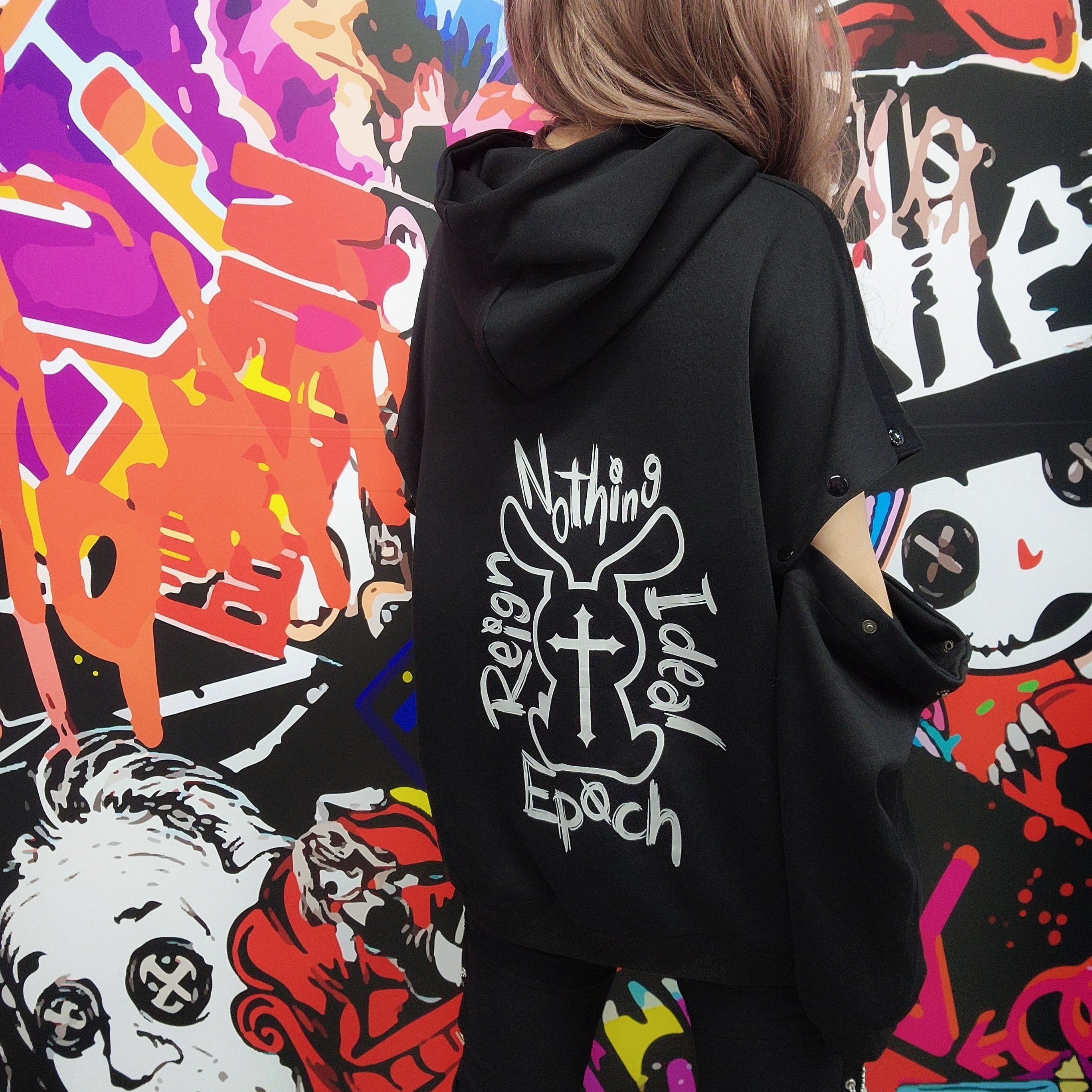 新春応援早い者勝ち55%OFF SALE》マルチスナップ3WAY SLEEVE HOODIE