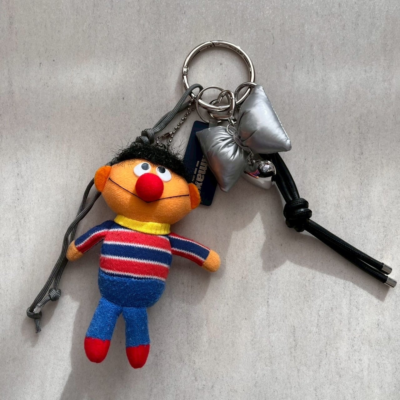 《 送料無料 》【 Lineu 】セサミストリート アーニー