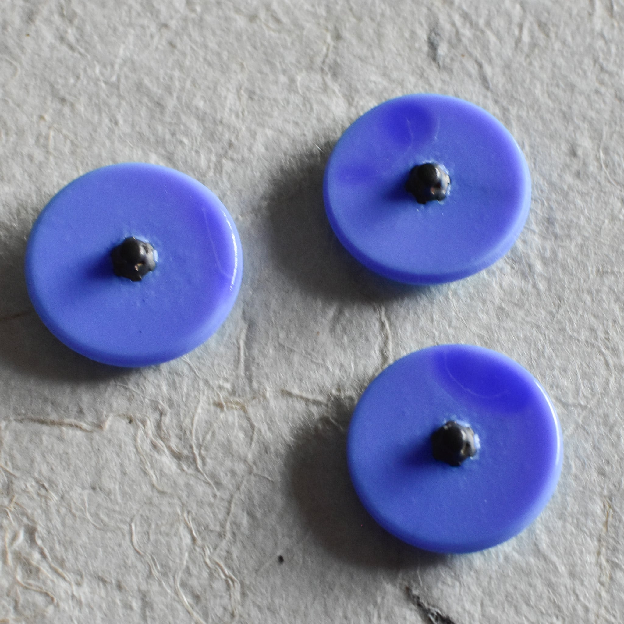 アンティーク　ガラスボタン　１９〜２０世紀　オーストリア・チェコスロバキア製 チェコスロバキア ヴィンテージ 4つ穴 ガラスボタン 12個セット