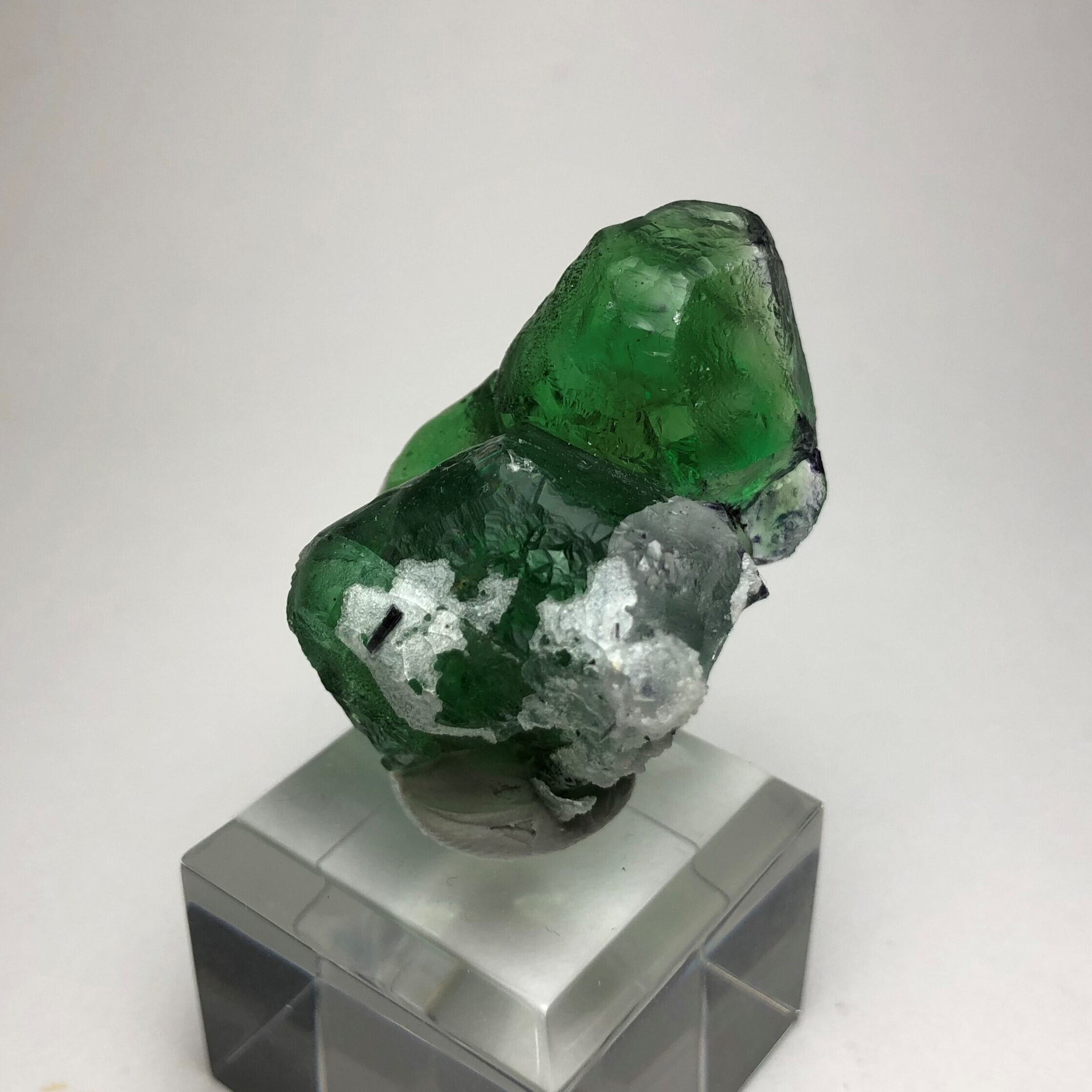 ST5815-7] 人気産地ナミビア エロンゴ鉱山 グリーンフローライト 蛍石-