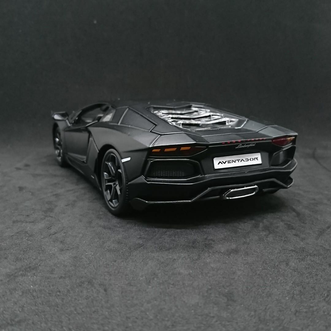 Maisto 1 18 ランボルギーニ アヴェンタドール マットブラック マイストミニカーショップ
