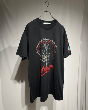 F/W2018 GIVENCHY by Clare Waight Keller - Distressed Graphic-T