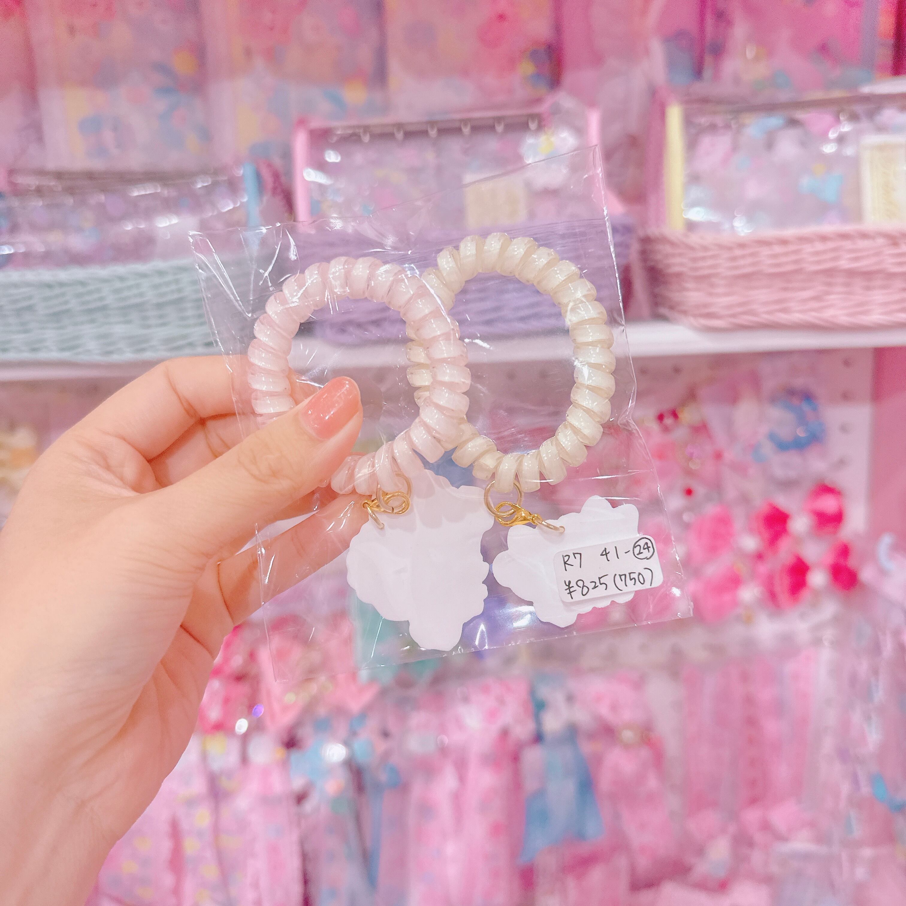 【R7】41-24チャーム付きリングゴム（２個セット）