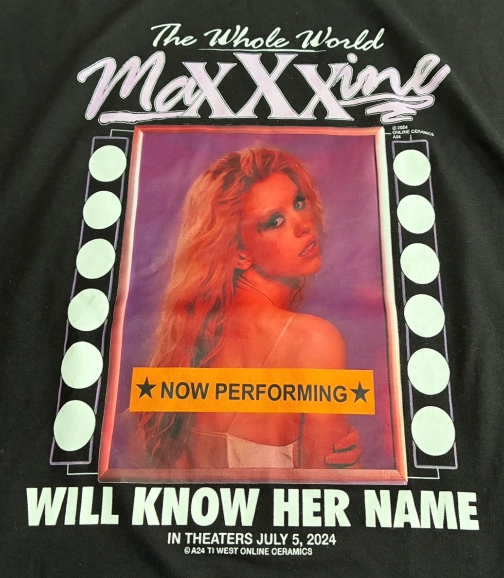 maXXXine マキシーン Tシャツ ミア・ゴス ホラー映画 ムービー | LONERS